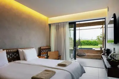 Image de Superior Garden Room • Outdoor Jacuzzi • Sea-Glance Terrace