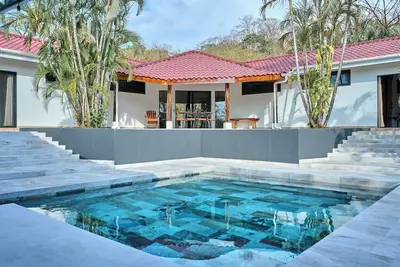 Image de Peaceful Villa with private pool, 15 min from Tamarindo & Playa Grande