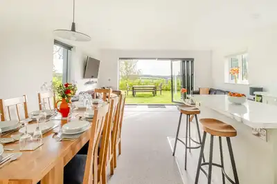 Image de 4 bedroom accommodation in Newport