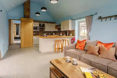 The Cowshed - Uk32570