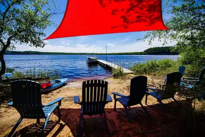 Image de Upper Dells Riverfront / Private Dock / Kayaks / Firepit