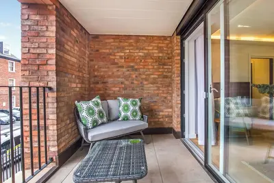 Image de 2 chambres à coucher à York