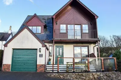 Image de 3 chambres à coucher à Lamlash