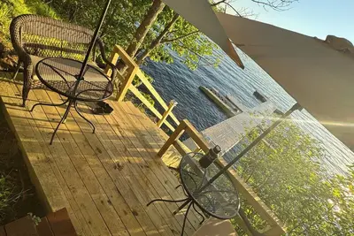 Image de Cozy 3-bedroom cabin with free Boat Slip