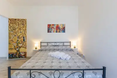 Image de Appartement 'Bilocale In Villa Con Piscina' avec vue sur les montagnes, piscine partagée et Wi-Fi