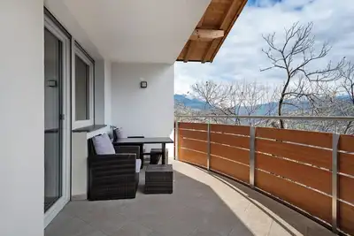Image de Appartement 'Pferscher - Apt Kastanienbaum' avec vue sur la montagne, terrasse partagée et Wi-Fi