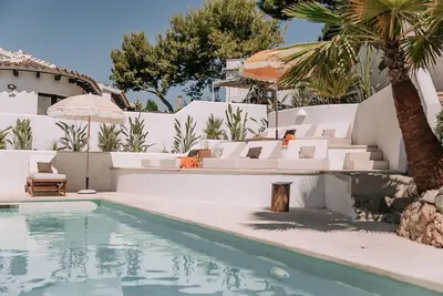 Image de Villa 'The June Boutique' avec vue sur la mer, Wi-Fi et climatisation