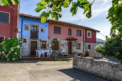 Image de Maison de campagne \"El LlosĂn\" avec terrasse privĂ©e, balcon et Wi-Fi