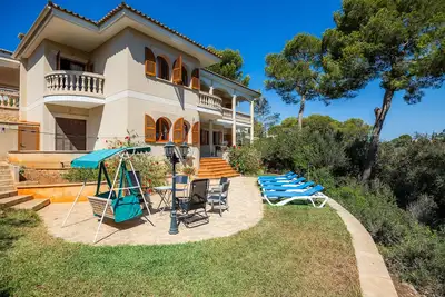 Image de Villa 'Ca Ses Mestres' avec vue sur la mer, terrasse privée et Wi-Fi