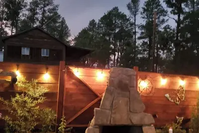 Image de Cozy 2-bedroom cabin in charming Ruidoso with WiFi, Ac