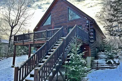 Image de Relaxing 3-bedroom family friendly cabin on Willow Lake with WiFi, Ac, Washer&D