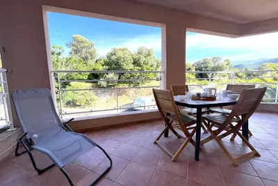 Image de Appartement 3 pièces avec piscine, climatisation et parking à Saint-Florent
