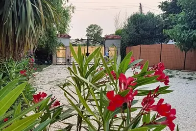 Image de Maison pour deux personnes avec jaccuzi à 5mn de Montech