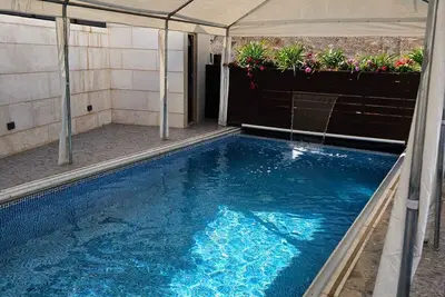 The Little Palace With A Pool Rbsa