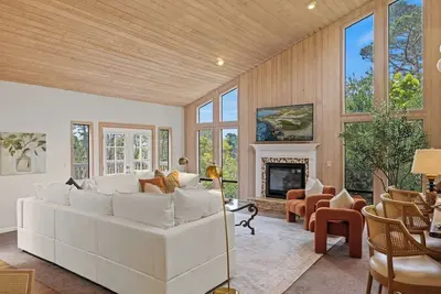 Image de Treetop - Serene, Centrally Located Forest Retreat