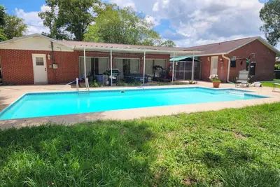 Image de Cozy house with 1 bedroom and WiFi, Ac, Huge Pool, 1 Acre Property Gym, Jacuzzi