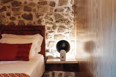 Image de un studio contemporain confortable d'une chambre à coucher de 31 m2