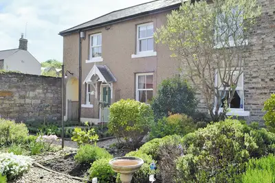 Image de 2 chambres à coucher à Warkworth