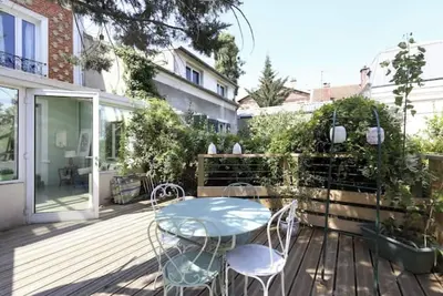 Image de Charmante Maison au coeur de Suresnes