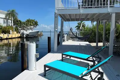 Image de Serene & expansive waterfront property located in Key Largo Florida.