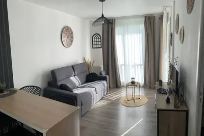 Image de A 5 minutes du centre historique d'Honfleur! Appartement cosy avec piscine