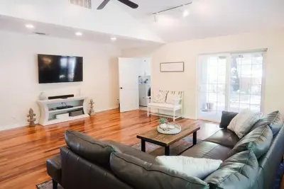Image de Grass Valley Home w/ Hot Tub