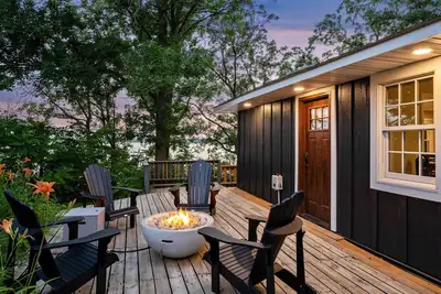 Image de Waterfront Maple Lake Cabins w\/ Private Beach!