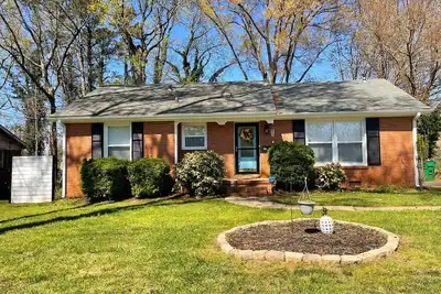 Image de Pet Friendly Furnished Rental Close to Everything in Charlotte Nc