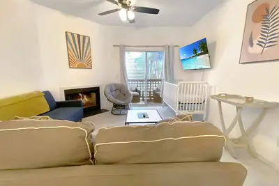 Image de Sunshine Suite, Midtown Luxury, WiFi 1br