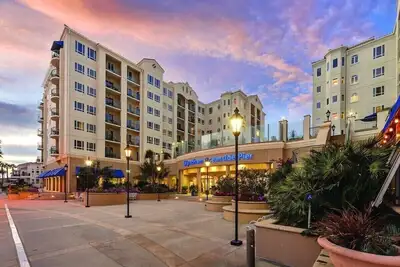 Image de Oceanfront 3-bedroom  condo @Club Wyndham Oceanside Pier Resort