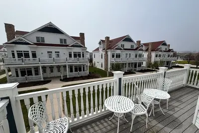 Image de Edgewater Villa: 4 Bedroom, Sleeps 14!