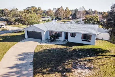 Image de Family-friendly Poolside Paradise 4bd/2bth