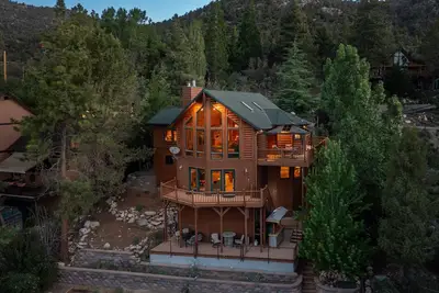 Image de Foster's Cabin, amazing views, great neighborhood.