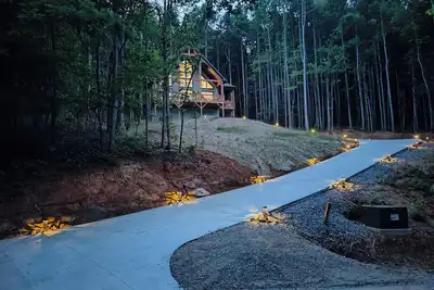 Image de Luxury 3-Bedroom Pocono on Private Estate in Beautiful Black Mountain