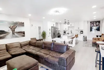 Image de Exotic home 3bed2bath 20min to beach downtown