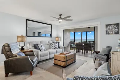 Image de Discover unparalleled luxury in this newly designed Gulf-front condo on Sanibel Island.