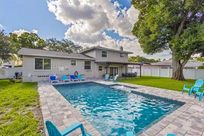 Image de Family sized pool home with Ac, Wifi, Snowbird and Dog Friendly
