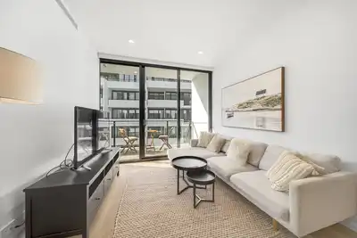 Modern 1-Bed with Incredible Building Amenities