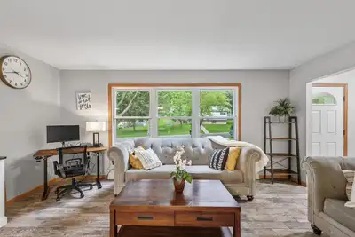 Image de Charming Family Home in Burnsville