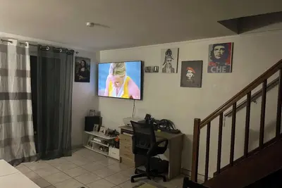 Image de À côté de l’île de loisir de Cergy, chambre indépendante dans une maison