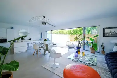 Image de Magnifique Villa proche centre Toulouse, Piscine, Clim, 4 chambres, 4 Sdb