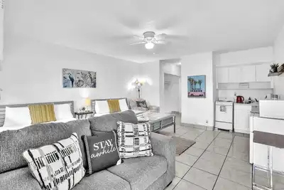 Image de Studio Retreat with 2 Queen Beds @ Hollywood Blvd