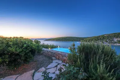 Villa Serenity with a pool and private access to the sea