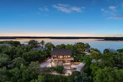 Image de Canyon Lakehouse Panoramic Lake Views with Firepit