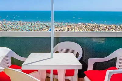 Image de Appartement de vacances avec magnifique vue sur la mer