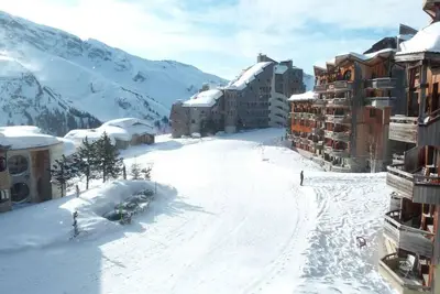 Image de À 10m des pistes de ski, 4ème étage, balcon, télévision, casier à ski, 29m², Avoriaz