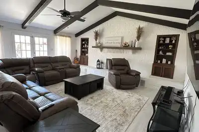Image de Your Home Away from Home
