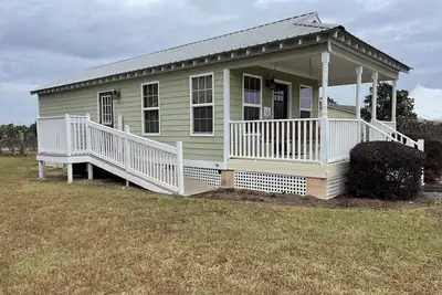 Image de Bungalow-Salle de bain et douche-Standard-Hank's Cottage