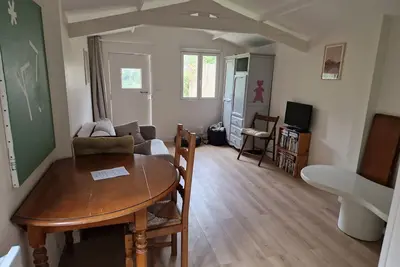 Image de Studio 20m2 avec accès jardin