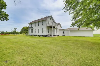 Image de Countryside Biggsville Home w/ Yard, Dogs Welcome!